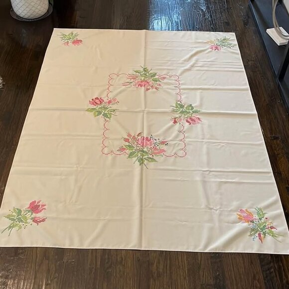 78x57 Vintage Hand Embroidered Cross Stitch Tablecloth + 8 Napkins Floral EUC - Picture 1 of 10